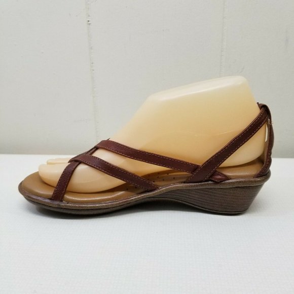 Born 6 Sandals Comfort Shoes Brown Leather Thong - Picture 2 of 6